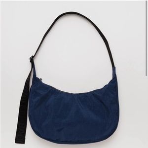 Medium Cresent Baggu Navy